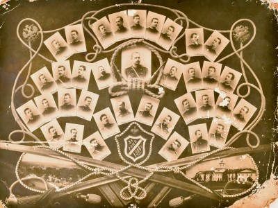 Фотография выпуска 1906 года 3-й роты Чугуевского военного училища.