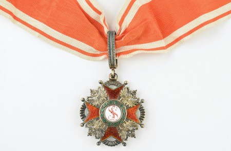 Орден Святого Станислава 2-ой степени на шейной ленте.