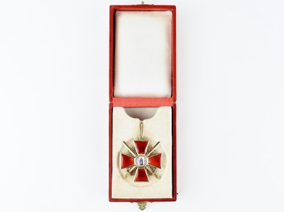 Орден Святой Анны III степени с мечами.
