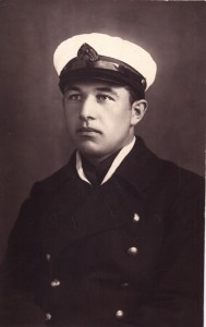 Фотография моряка торгового флота.