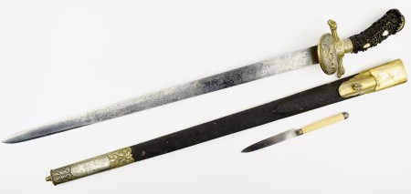 Кортик охотничий,  "Hirschfanger" (Олений нож), с ножнами и Никером, конец 19-го - начало 20-го вв., Франция, Париж.