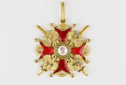 Орден Святого Станислава с мечами 2 степени.