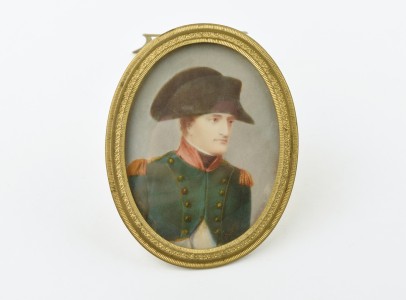 Миниатюра с изображением Наполеона.