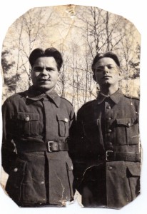 Фотография с финскими солдатами.