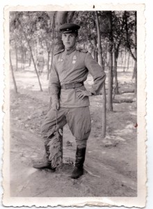Фото солдата с медалью "За Отвагу".